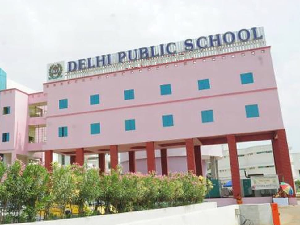 Exemption u/s 10(23C)(vi) available even if DPS made profits from its joint venture; SC