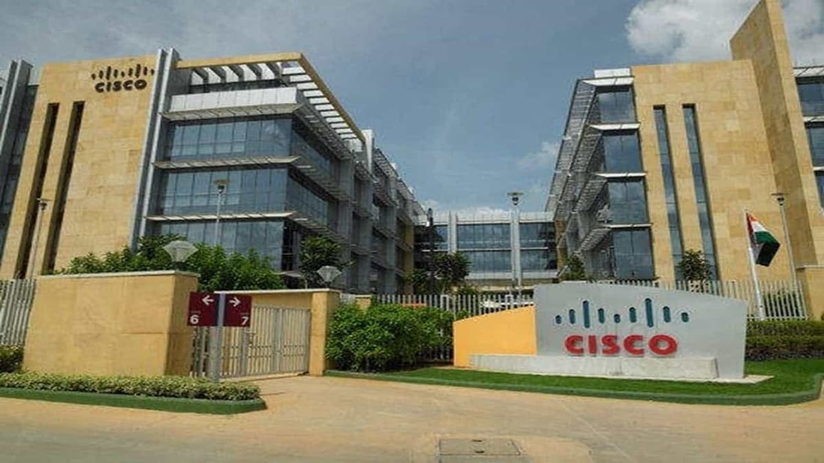 Cisco Hiring Experienced Finance Analyst 