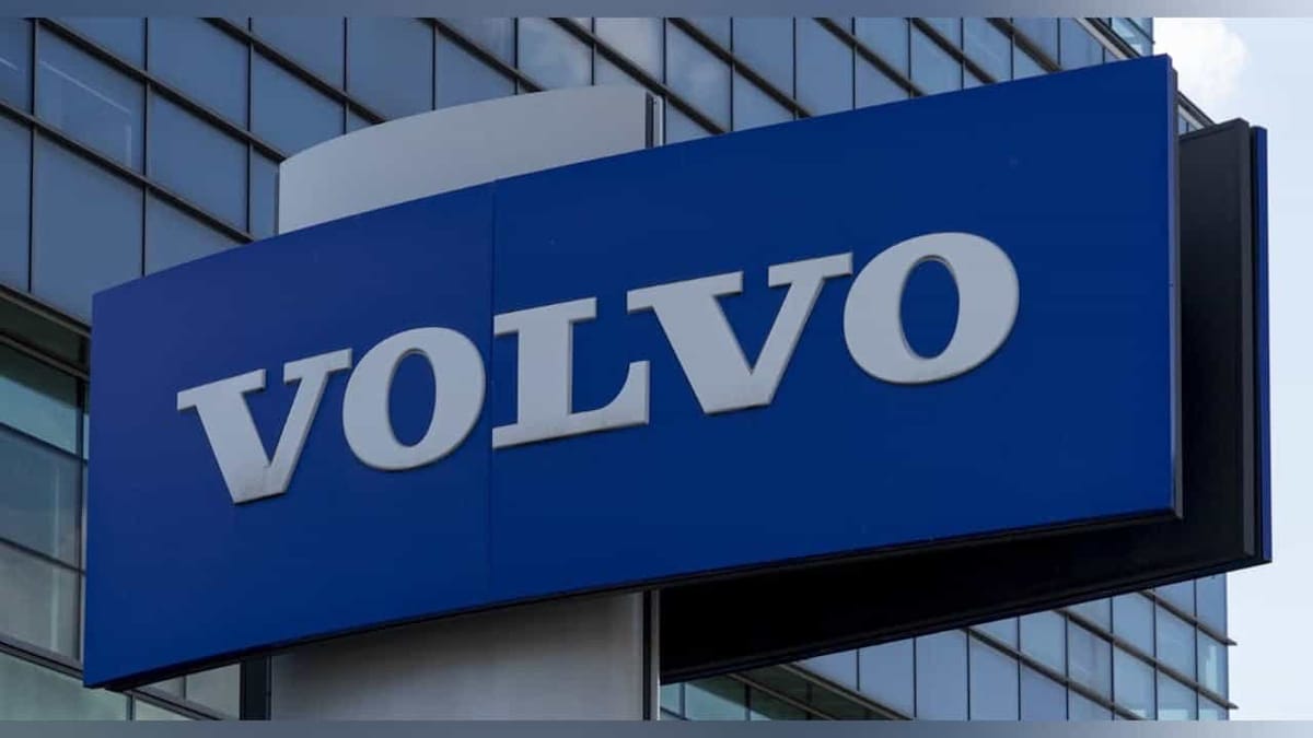 Volvo Hiring Commerce Graduates, Postgraduates