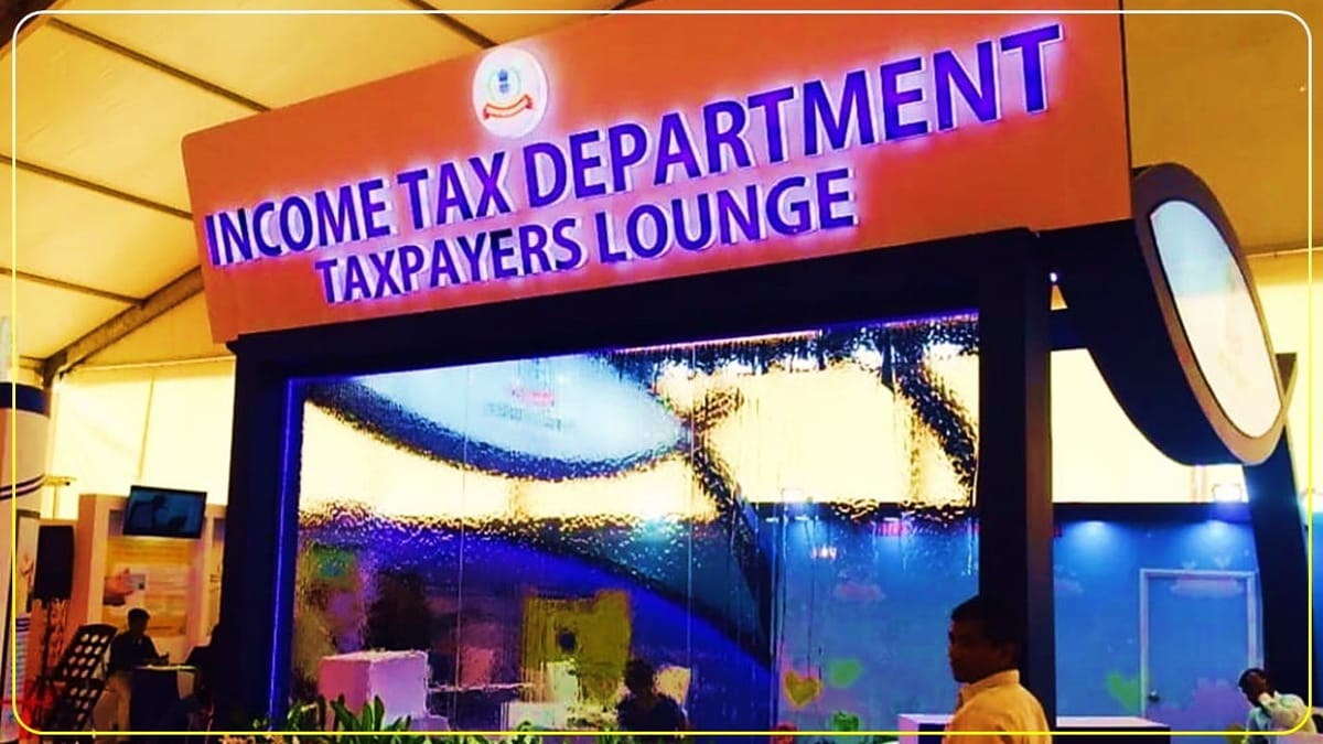 CBDT Chairman inaugurates Taxpayers Lounge at 42nd India International Trade Fair