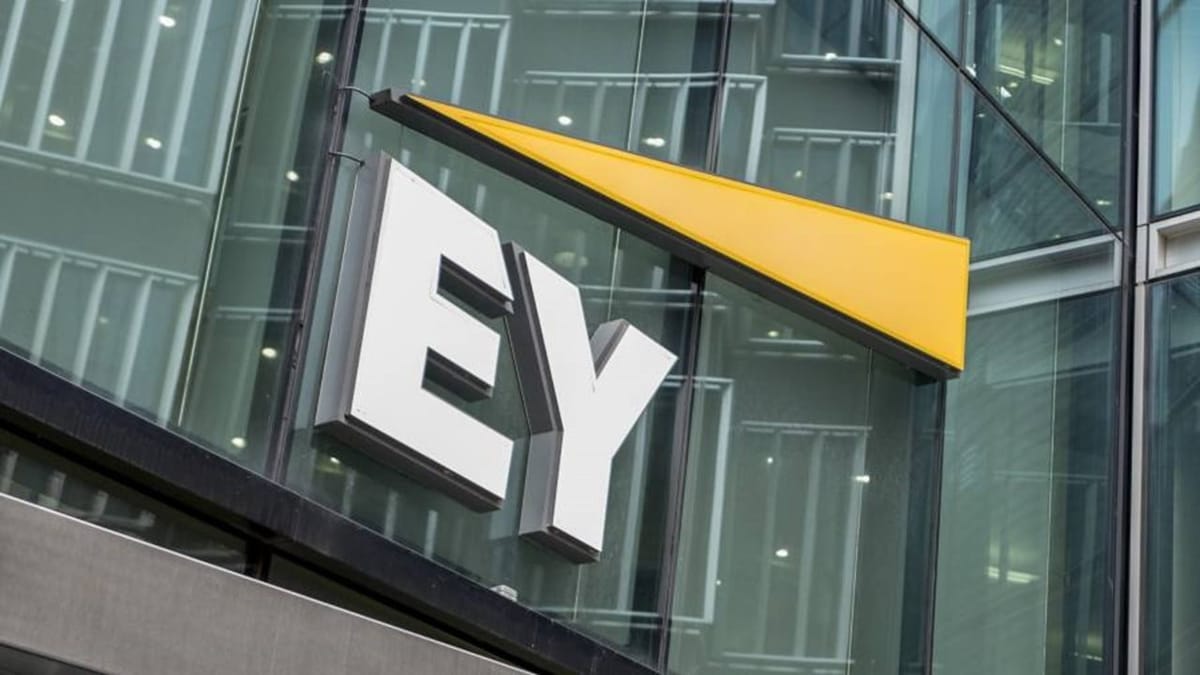 Tax Payroll Advanced Analyst Vacancy at EY