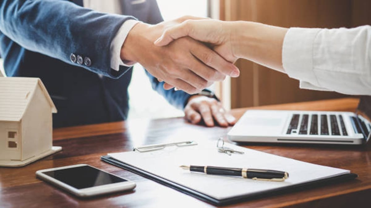 Agreement to sell and sale consideration cannot be doubted for merely non-registration of sale deed: ITAT