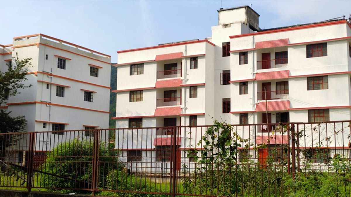 Kerala AAR: Staff Quarters Rented From Unregistered Landlords Attract GST Under RCM; No ITC Allowed