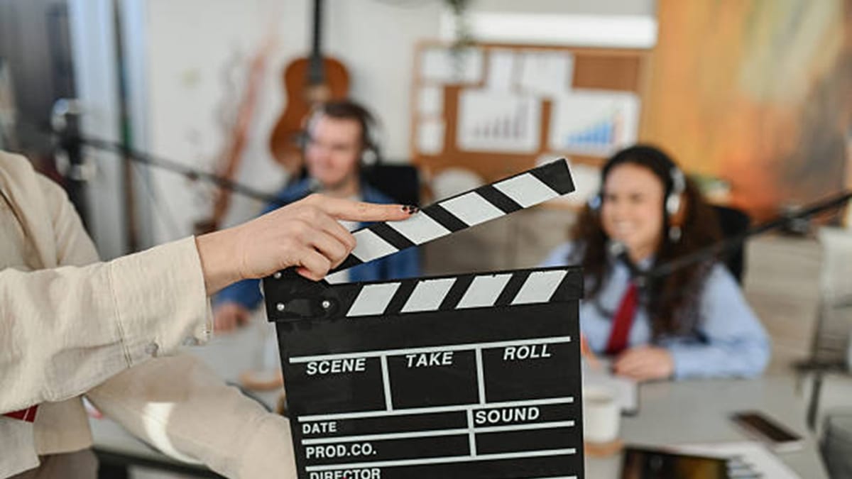 ITAT Mumbai Rules That Non-Exclusive Film Broadcasting Licence Not ‘Royalty’