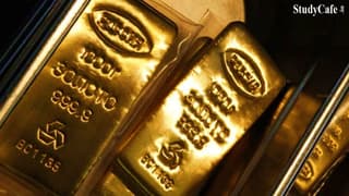 Smuggled gold worth over Rs.7.5 lakh and fake Indian currency notes worth Rs.10 lakhs recovered by Delhi Customs officials