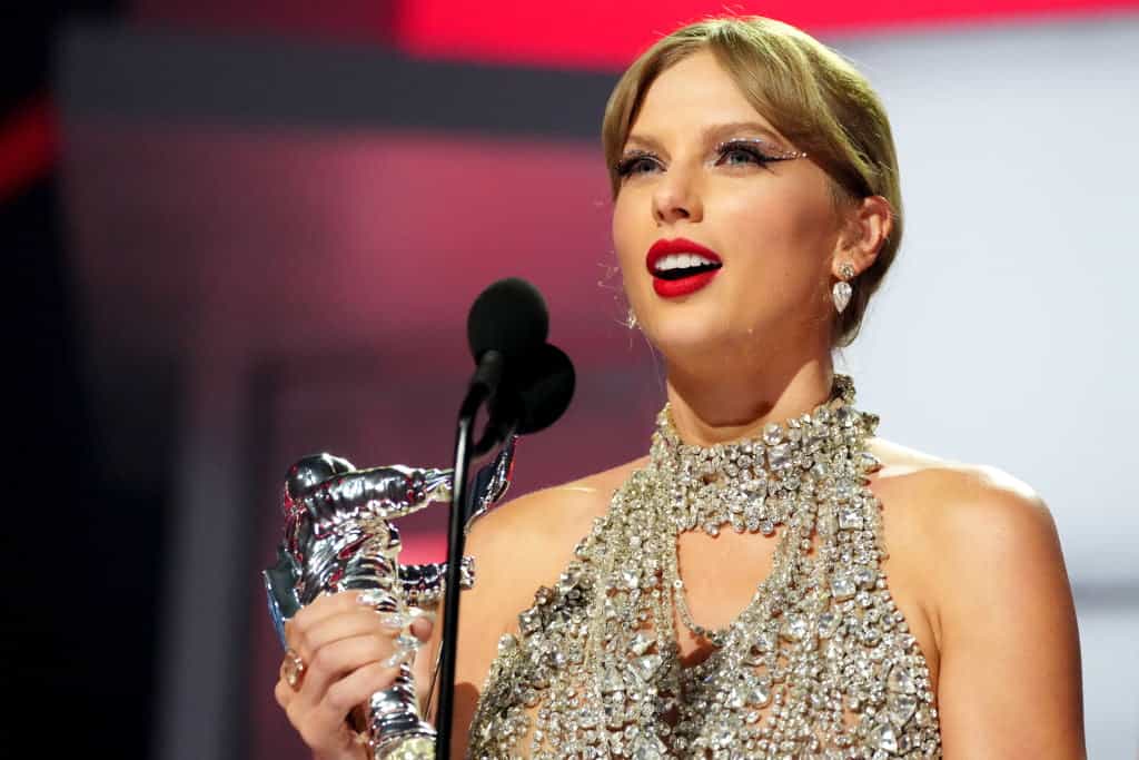 Taylor Swift Net Worth and The Most Extravagant Things She Owns