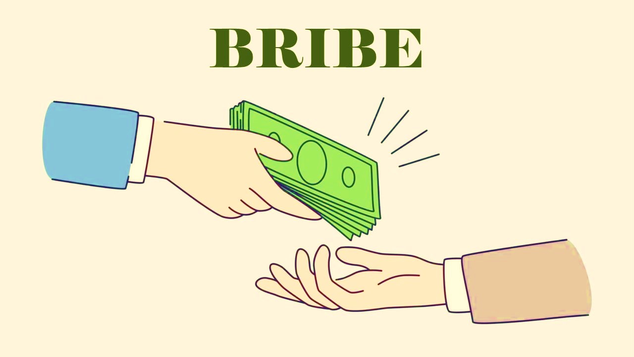 CBI arrests 5 superintendents and 2 Customs House Agents in Rs.2.38 Crore Bribery Case