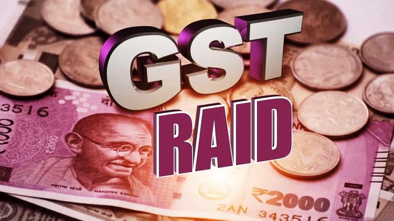 GST Raid on Crockery Showroom in Bareilly; Team searched Bills and Documents