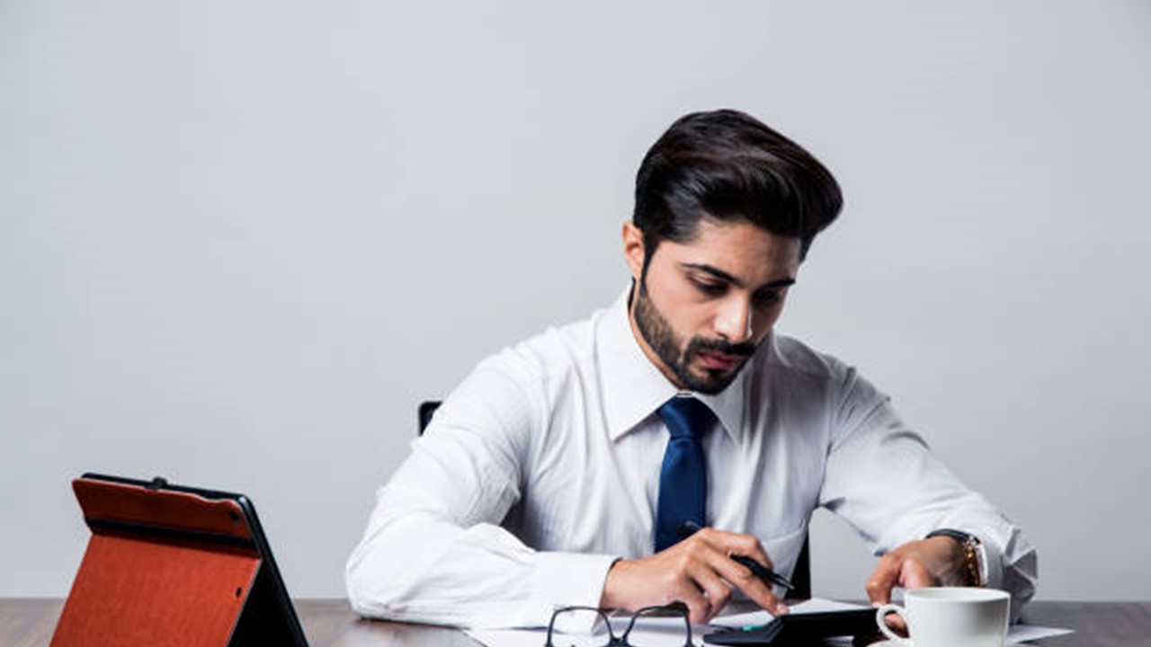 ED arrests Director and former statutory auditor of Deccan Chronicle in Bank Fraud Case