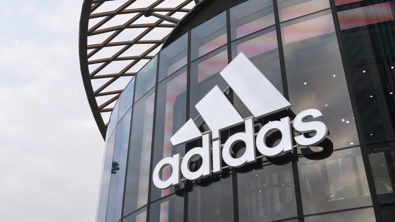 Adidas Hiring Experienced Junior Data Analyst 