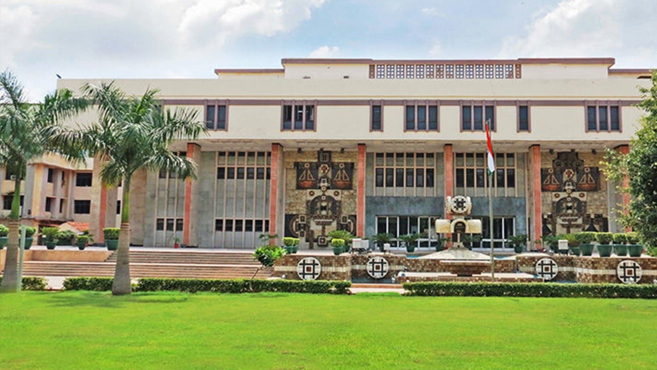 High Court Declines Writ Relief in Fake ITC Case, Imposes Rs. 1 Lakh Exemplary Costs