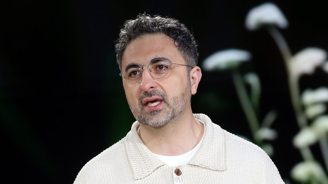 Microsoft AI Chief Warns White-Collar Jobs May Vanish Within a Year